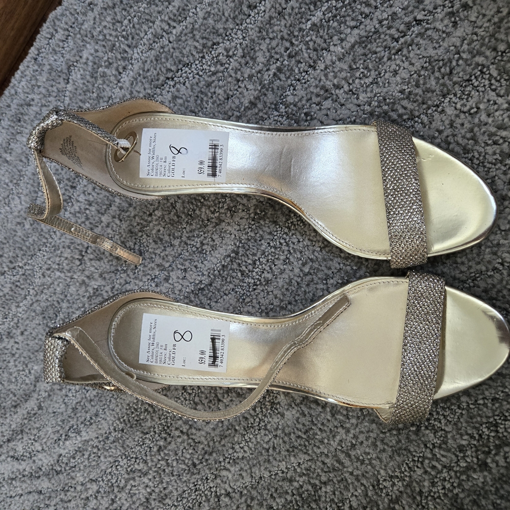Elegant Gold Women's Sandals